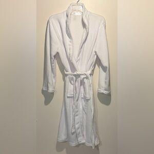 Livegreen- White Plush Robe Pockets Tie Bridal Bridesmaid One Size